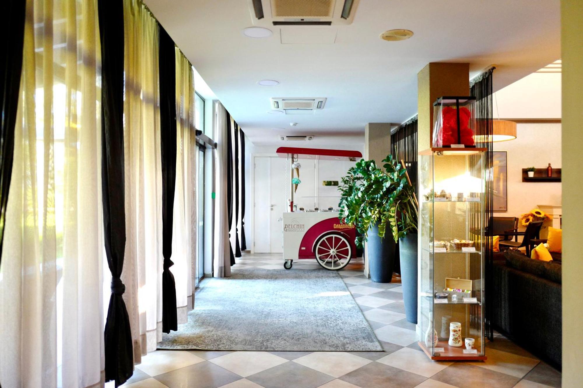 Belchin Garden Spa&Wellness Exteriör bild